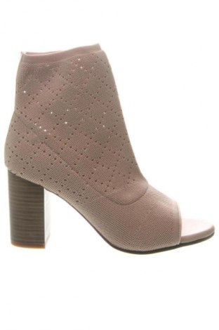 Дамски боти Alesya, Размер 39, Цвят Бежов, Цена 62,88 €