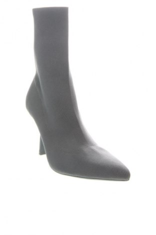 Dámské boty  Bershka, Velikost 40, Barva Šedá, Cena  659,00 Kč