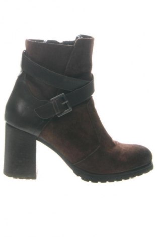 Дамски боти Geox, Размер 38, Цвят Кафяв, Цена 86,91 €