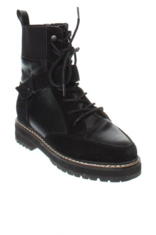 Дамски боти River Island, Размер 37, Цвят Черен, Цена 37,32 €