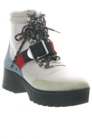 Дамски боти Steve Madden, Размер 41, Цвят Многоцветен, Цена 79,25 €