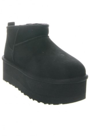 Dámské boty  UGG Australia, Velikost 36, Barva Černá, Cena  3 049,00 Kč