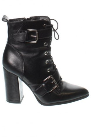 Дамски боти Unbranded, Размер 38, Цвят Черен, Цена 19,94 €