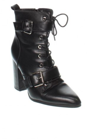 Дамски боти Unbranded, Размер 38, Цвят Черен, Цена 19,94 €