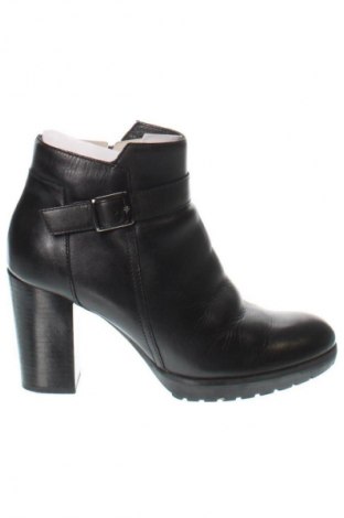 Дамски боти Unbranded, Размер 39, Цвят Черен, Цена 20,96 €