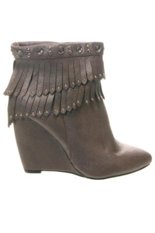 Дамски боти Unbranded, Размер 39, Цвят Кафяв, Цена 24,54 €