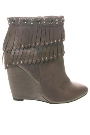 Дамски боти Unbranded, Размер 36, Цвят Кафяв, Цена 22,49 €