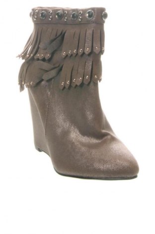 Дамски боти Unbranded, Размер 37, Цвят Кафяв, Цена 22,49 €