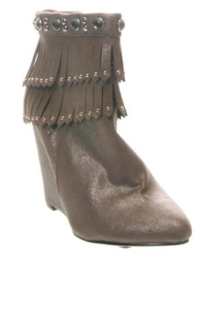 Дамски боти Unbranded, Размер 37, Цвят Кафяв, Цена 22,49 €