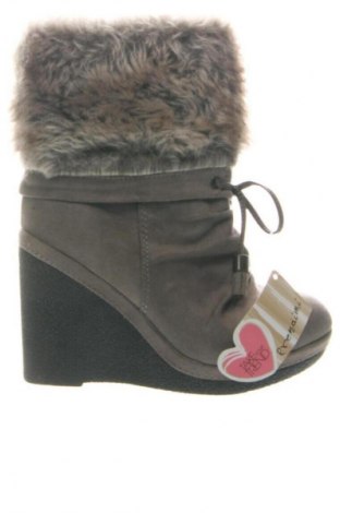 Дамски боти Unbranded, Размер 36, Цвят Кафяв, Цена 23,00 €