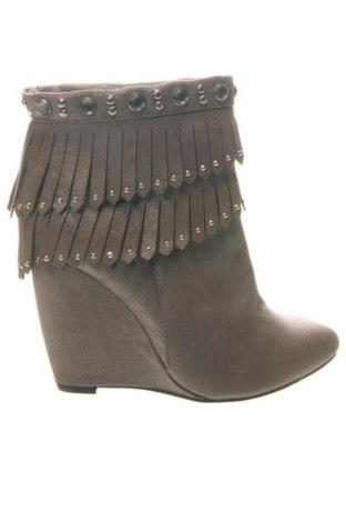 Дамски боти Unbranded, Размер 37, Цвят Бежов, Цена 22,49 €