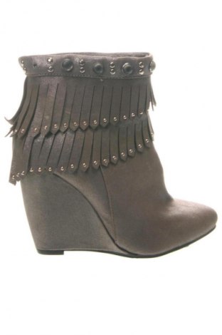 Дамски боти Unbranded, Размер 37, Цвят Бежов, Цена 22,49 €