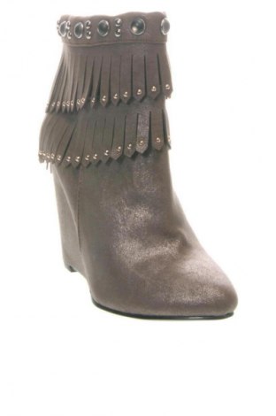 Дамски боти Unbranded, Размер 37, Цвят Златист, Цена 22,49 €