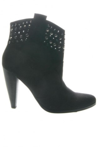 Дамски боти Unbranded, Размер 39, Цвят Черен, Цена 18,91 €