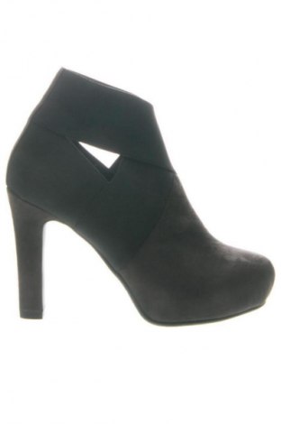 Дамски боти Unbranded, Размер 37, Цвят Кафяв, Цена 23,00 €