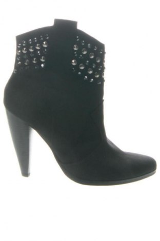 Дамски боти Unbranded, Размер 36, Цвят Черен, Цена 23,00 €