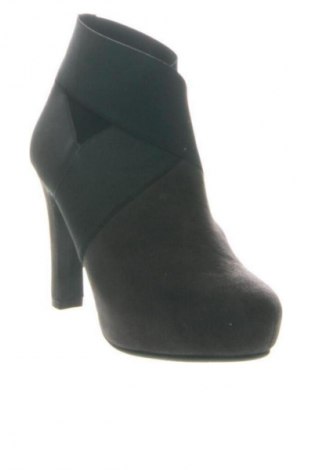 Дамски боти Unbranded, Размер 37, Цвят Кафяв, Цена 23,00 €