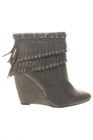 Дамски боти Unbranded, Размер 39, Цвят Кафяв, Цена 25,05 €