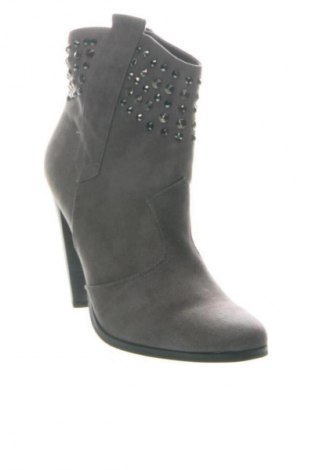 Дамски боти Unbranded, Размер 40, Цвят Многоцветен, Цена 23,00 €