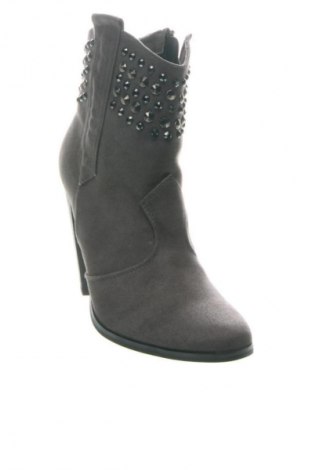 Дамски боти Unbranded, Размер 35, Цвят Сив, Цена 24,54 €