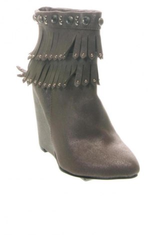 Дамски боти Unbranded, Размер 36, Цвят Кафяв, Цена 22,49 €