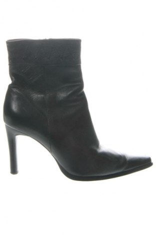 Дамски боти Unbranded, Размер 39, Цвят Черен, Цена 33,23 €