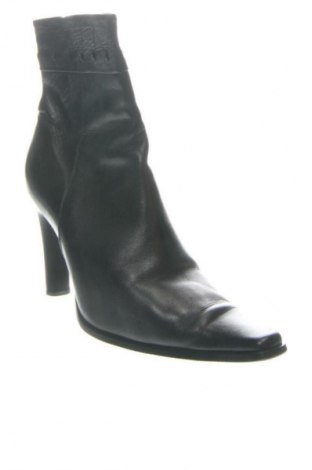 Дамски боти Unbranded, Размер 39, Цвят Черен, Цена 33,23 €