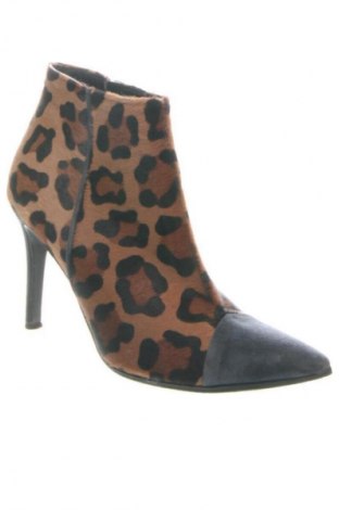 Дамски боти Unbranded, Размер 38, Цвят Многоцветен, Цена 52,66 €