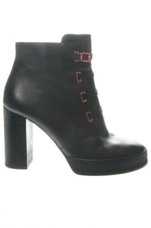 Дамски боти What For, Размер 40, Цвят Черен, Цена 125,26 €