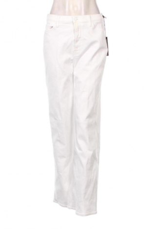 Дамски дънки 7 For All Mankind, Размер M, Цвят Бял, Цена 75,67 €