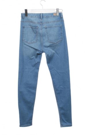 Γυναικείο Τζίν Bershka, Μέγεθος M, Χρώμα Μπλέ, Τιμή 6,99 €