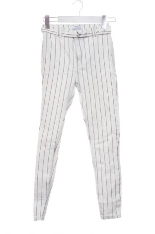 Γυναικείο Τζίν Bershka, Μέγεθος XS, Χρώμα Πολύχρωμο, Τιμή 10,99 €