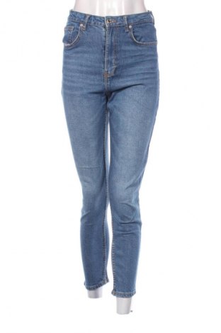 Γυναικείο Τζίν Bershka, Μέγεθος S, Χρώμα Μπλέ, Τιμή 15,00 €