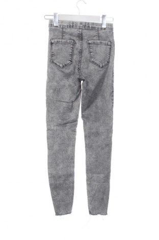 Dámské džíny  Bershka, Velikost XXS, Barva Popelavě růžová, Cena  429,00 Kč