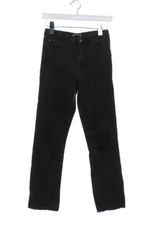 Дамски дънки Cropp, Размер XS, Цвят Черен, Цена 10,22 €