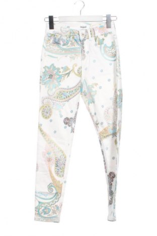 Дамски дънки Desigual, Размер XS, Цвят Многоцветен, Цена 38,34 €