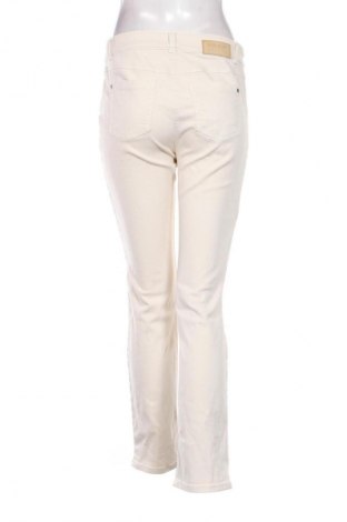 Damskie jeansy Gerry Weber, Rozmiar L, Kolor ecru, Cena 156,99 zł