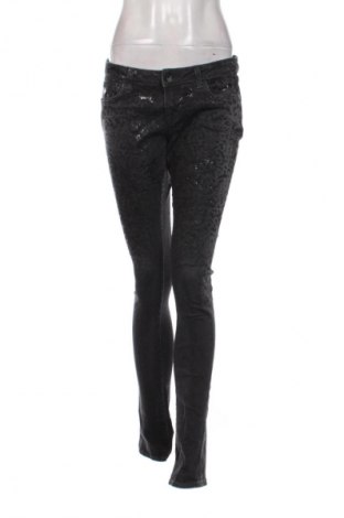Blugi de femei Guess, Mărime M, Culoare Negru, Preț 102,99 Lei, #135341510