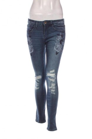 Dámské džíny  Guess, Velikost S, Barva Modrá, Cena  679,00 Kč