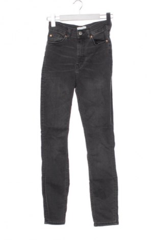 Blugi de femei H&M, Mărime XS, Culoare Gri, Preț 33,99 Lei