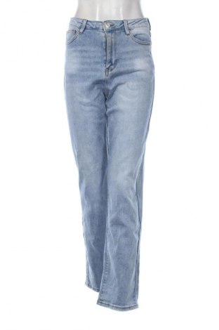 Damskie jeansy Laulia, Rozmiar M, Kolor Niebieski, Cena 47,99 zł