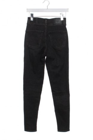 Női farmernadrág Levi's, Méret S, Szín Fekete, Ár 12 159 Ft