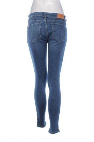 Γυναικείο Τζίν Mango, Μέγεθος M, Χρώμα Μπλέ, Τιμή 14,99 €