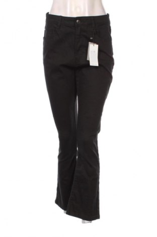 Damskie jeansy Piazza Italia, Rozmiar M, Kolor Czarny, Cena 85,99 zł