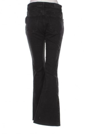 Дамски дънки Pull&Bear, Размер XXL, Цвят Черен, Цена 12,27 €