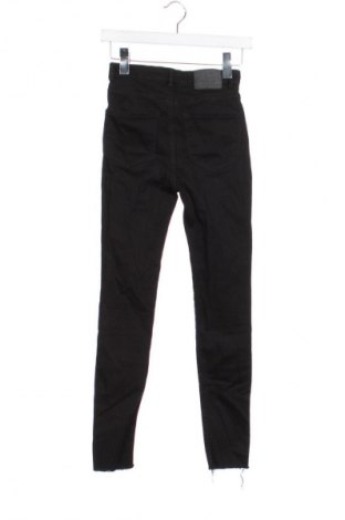 Γυναικείο Τζίν Pull&Bear, Μέγεθος XS, Χρώμα Μαύρο, Τιμή 11,99 €