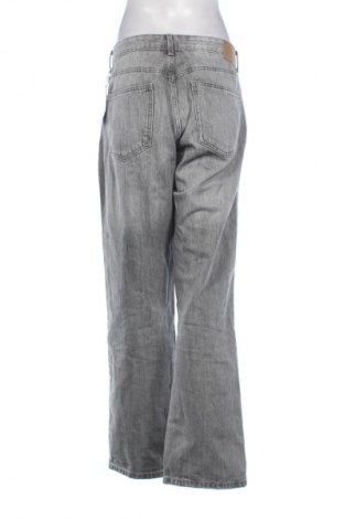 Blugi de femei Pull&Bear, Mărime XL, Culoare Gri, Preț 110,99 Lei