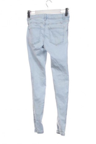 Дамски дънки Sinsay, Размер S, Цвят Син, Цена 6,64 €