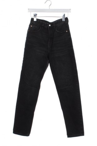 Дамски дънки Sinsay, Размер XS, Цвят Черен, Цена 10,22 €