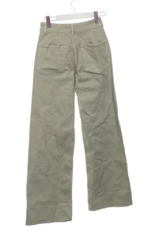 Дамски дънки Stradivarius, Размер XS, Цвят Зелен, Цена 12,78 €